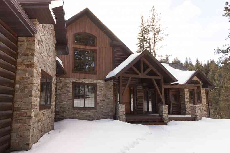 The beautifully rustic getaway!