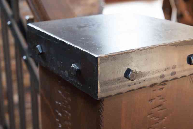 The custom-made steel baluster caps are stunning!