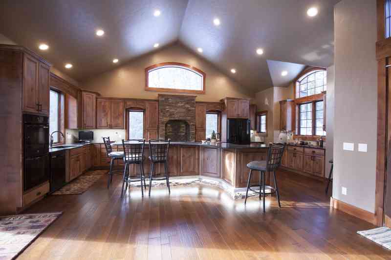 The spacious kitchen opens up to the living room and is perfect for entertaining lots of guests!