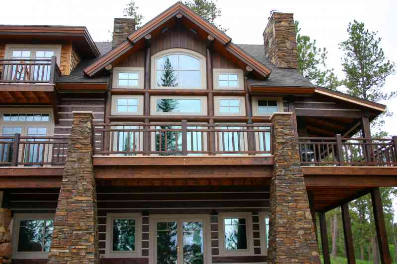 Such a stunning home!